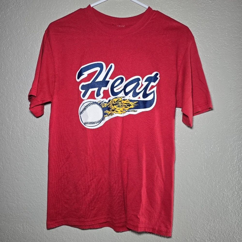 Vintage Heat Baseball Graphic Tee – Size S – Bold and Unique Design